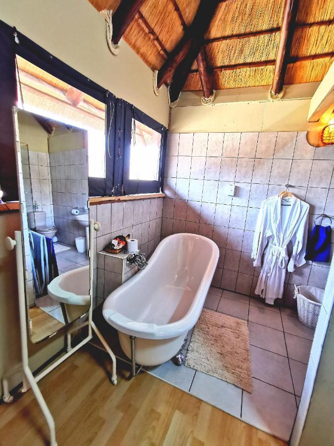 John And Noleen'S Place Marloth Park Eksteriør billede
