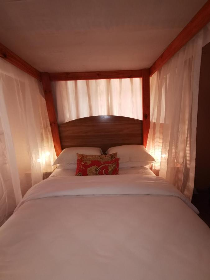 John And Noleen'S Place Marloth Park Eksteriør billede