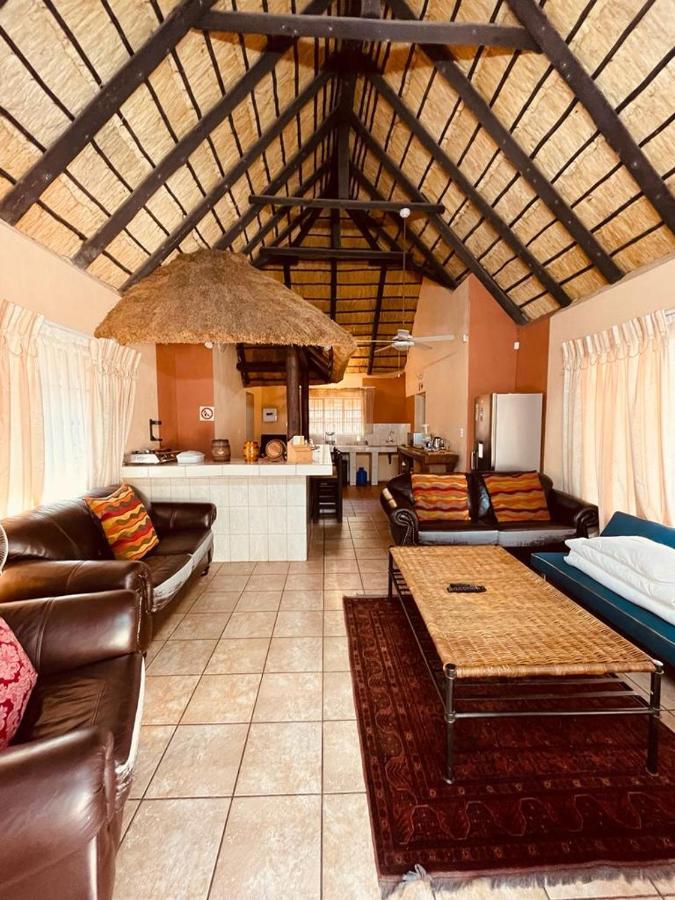 John And Noleen'S Place Marloth Park Eksteriør billede